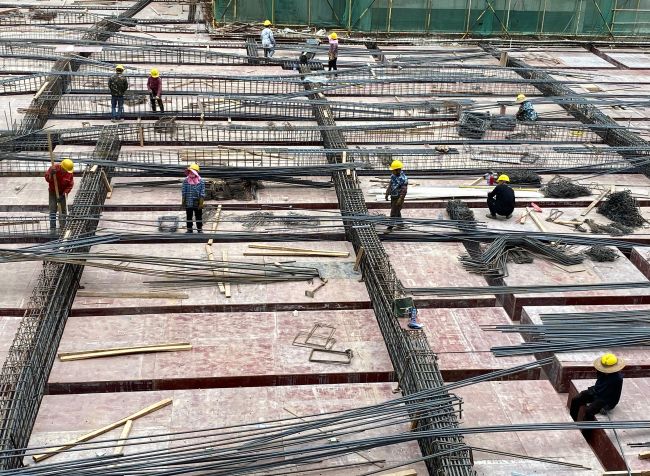 10 贯彻落实“5+2” “白+黑”。张振海 摄.jpg