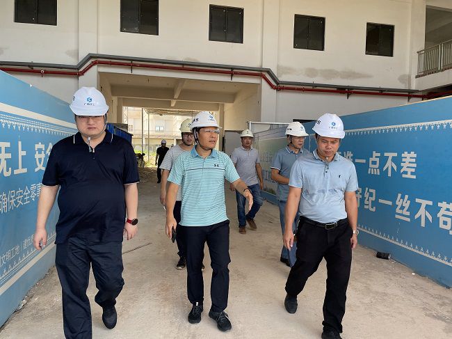 查抄现场。刘博群 摄（建图）.jpg