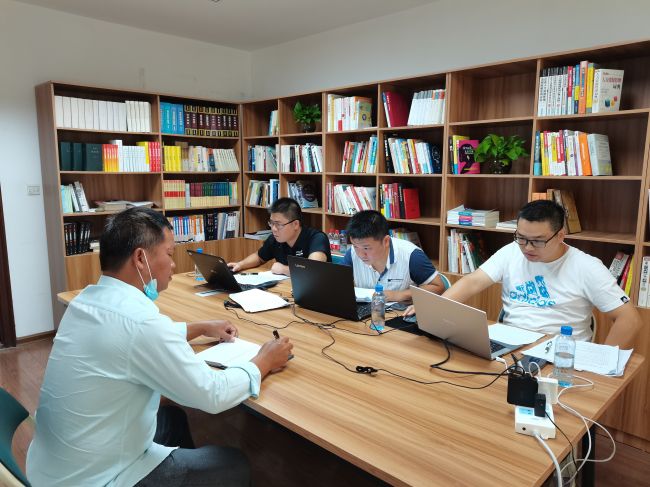 第二组答辩现场。李立云 摄.jpg