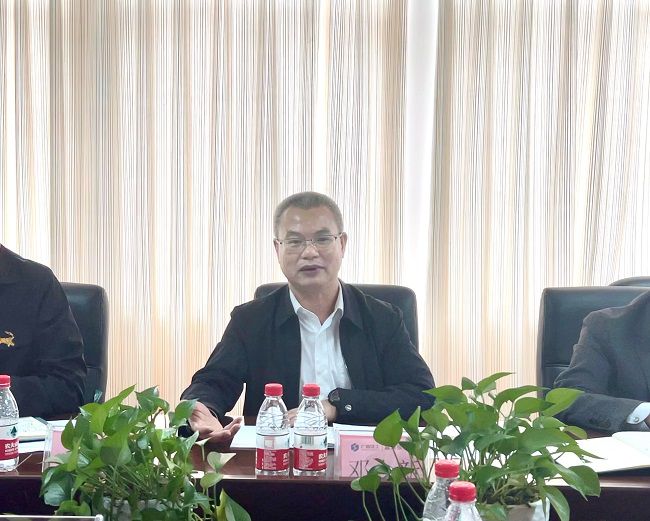 邓少新讲话。卢丽君 摄（建图）.jpg