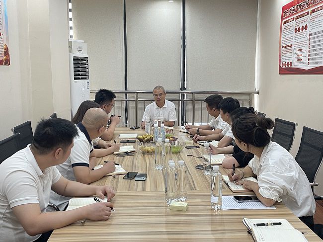 调研会现场；频 摄（建图）.jpg