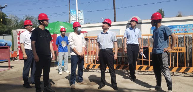 查抄现场；普鹩 摄（建图）.jpg