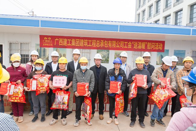 现场所影留想。郭奎君摄（建图）.jpg